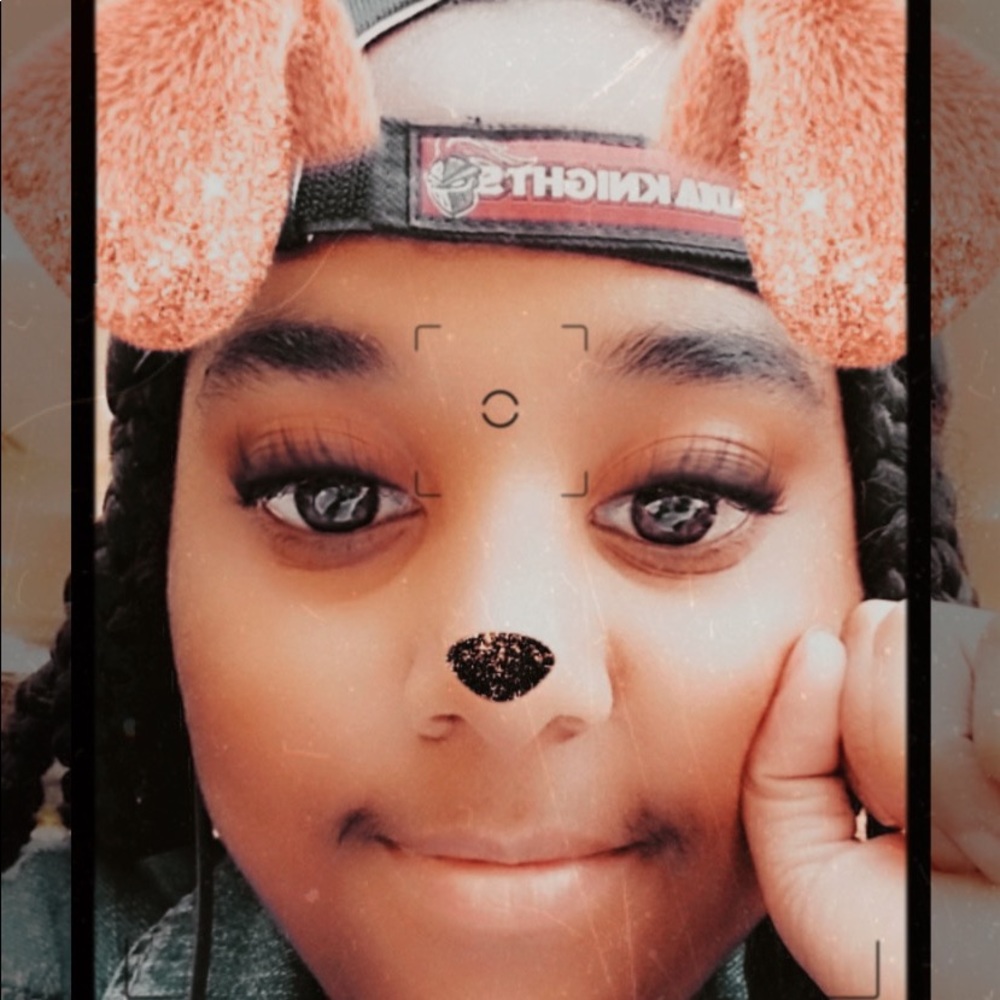 Meet your Posher, Amenah